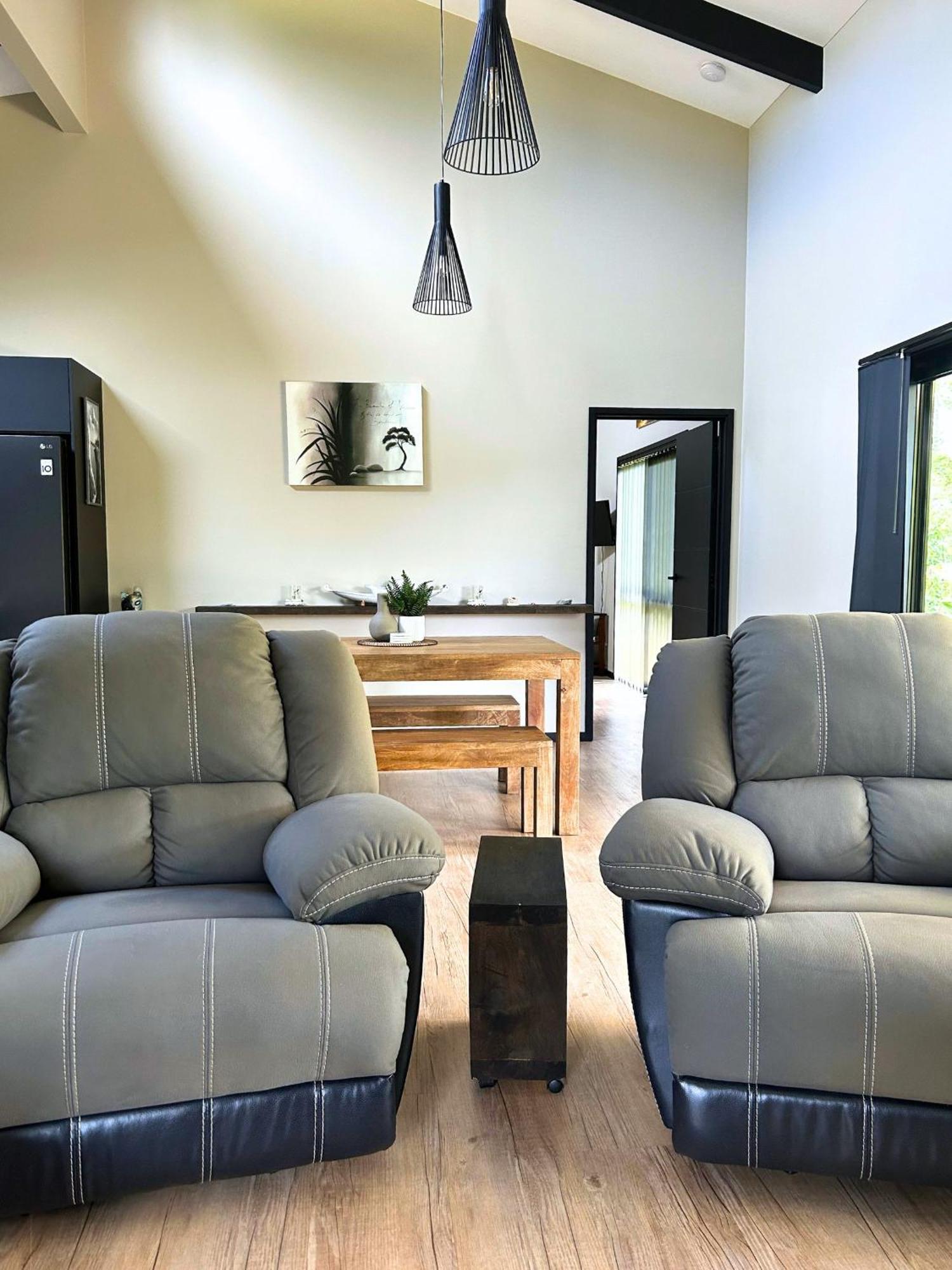 The Palms - Norfolk Island Villa เบิร์นท์ไพน์ ภายนอก รูปภาพ
